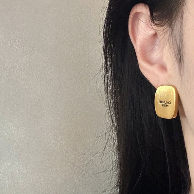 Beautiful Earring with Unique Style