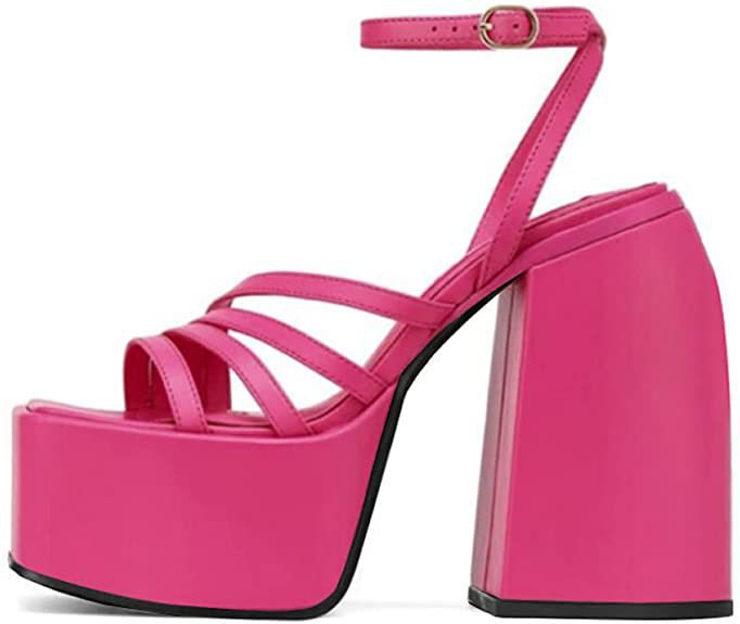 Chic Orthopedic Sandals with Unique Design