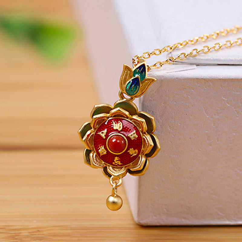 Romantic Gold Pendant for Special Moments