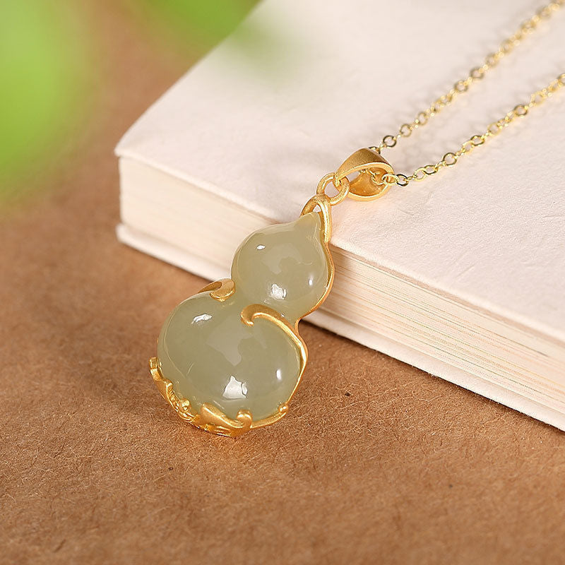 Stunning Gold Pendant for Daily Wear
