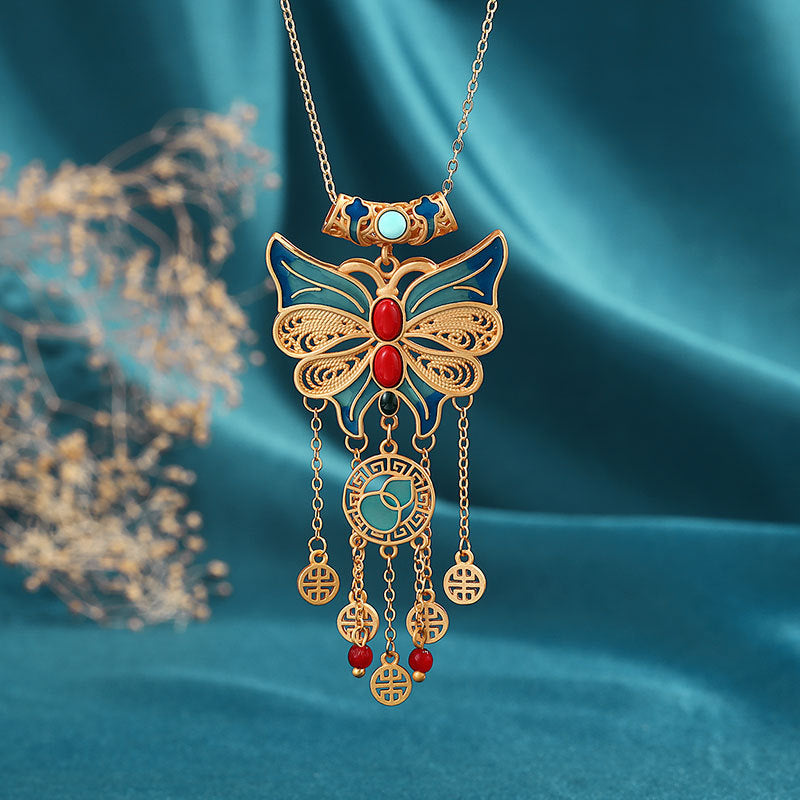 Romantic Gold Necklace for Special Moments