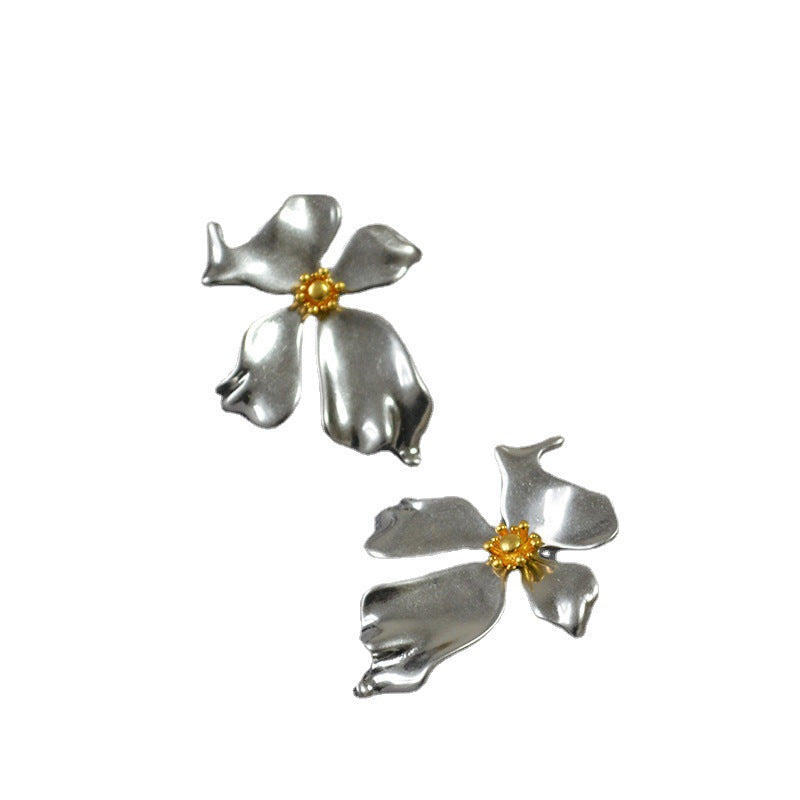 Delicate Artisan Gold Earring