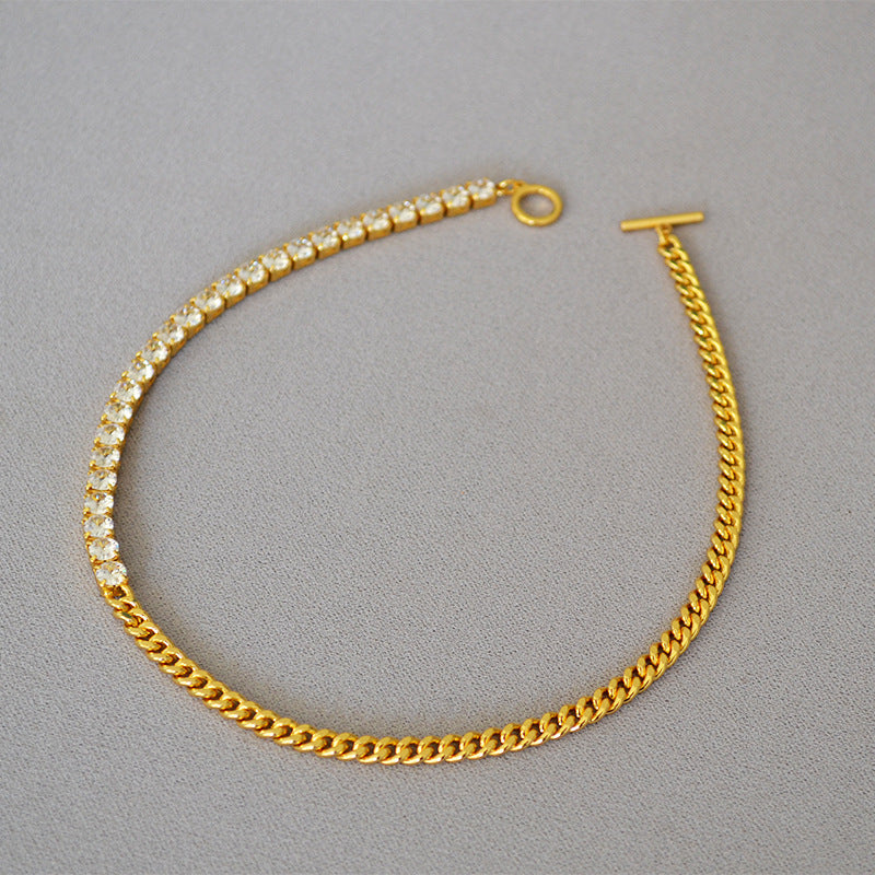 Charming Gold Necklace for Any Occasion