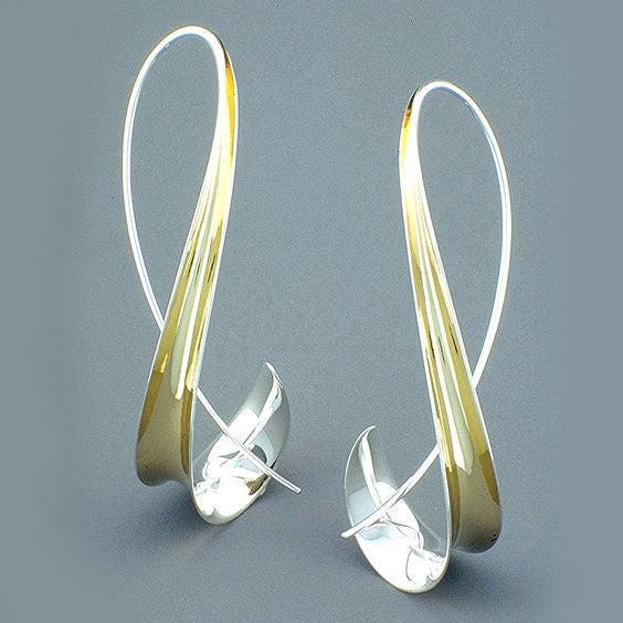 Delicate Artisan Gold Earring