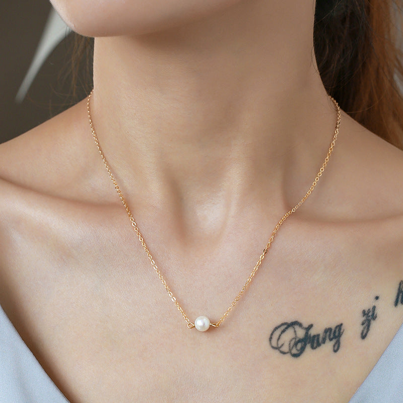 Classic Pearl Necklace with Timeless Appeal