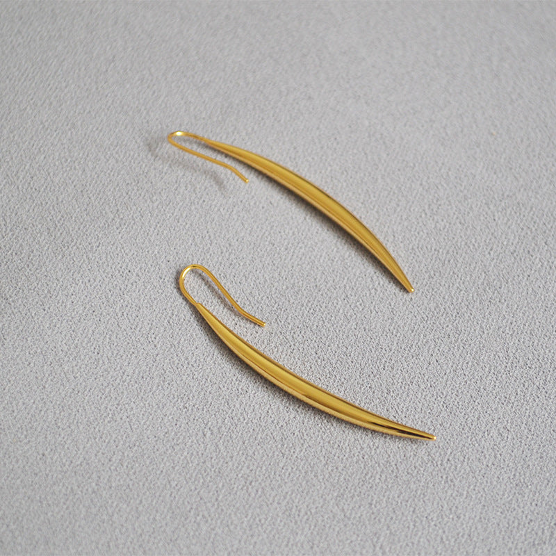 Beautiful Gold Earring with Unique Style