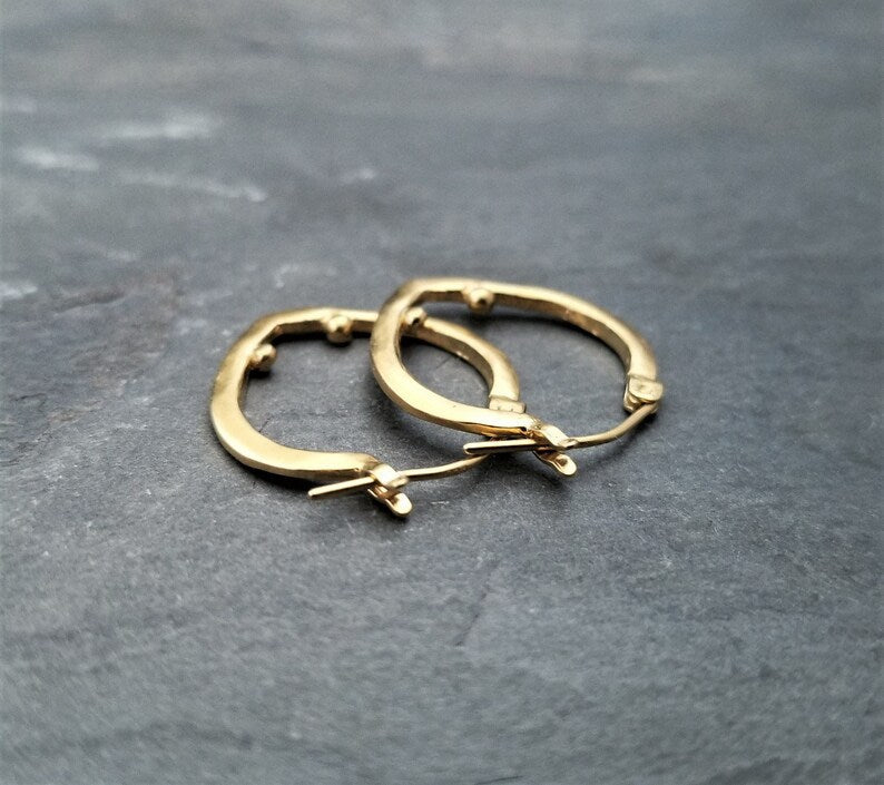 Charming Earring for Any Occasion