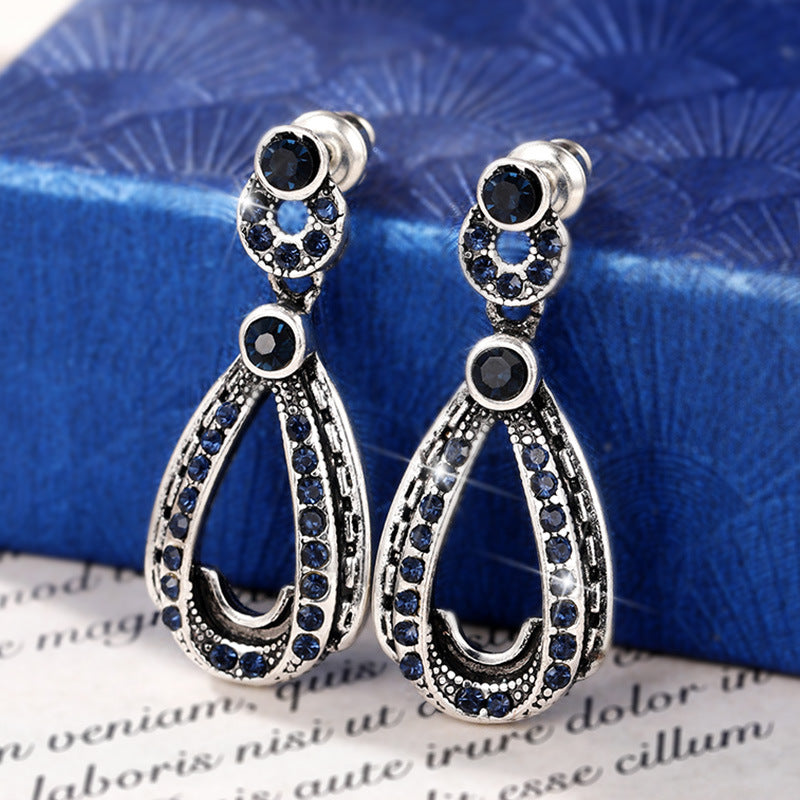 Charming Earring for Any Occasion