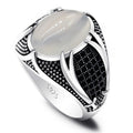 Classic Silver Ring with Timeless Appeal