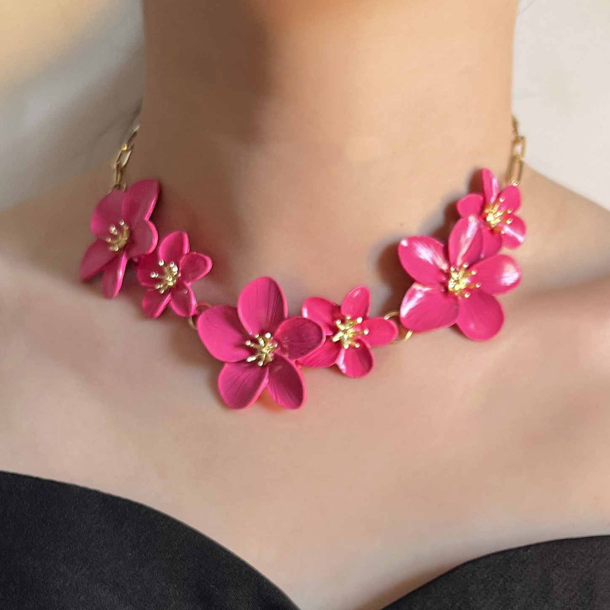 Classic Chain with Timeless Appeal