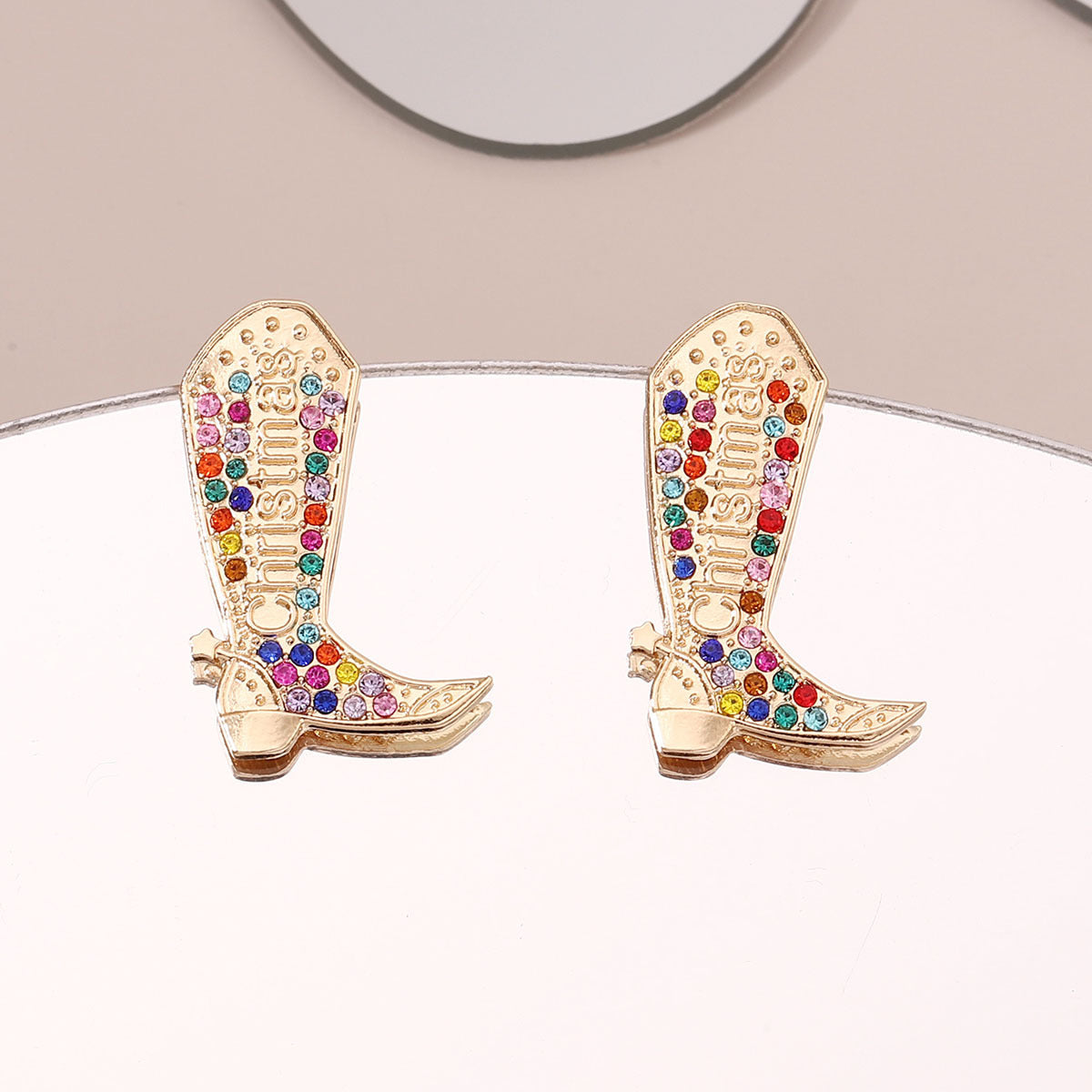 Classic Earring with Timeless Appeal