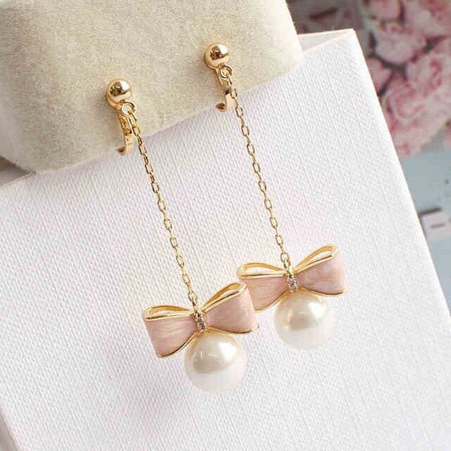 Stunning Earring for Daily Wear