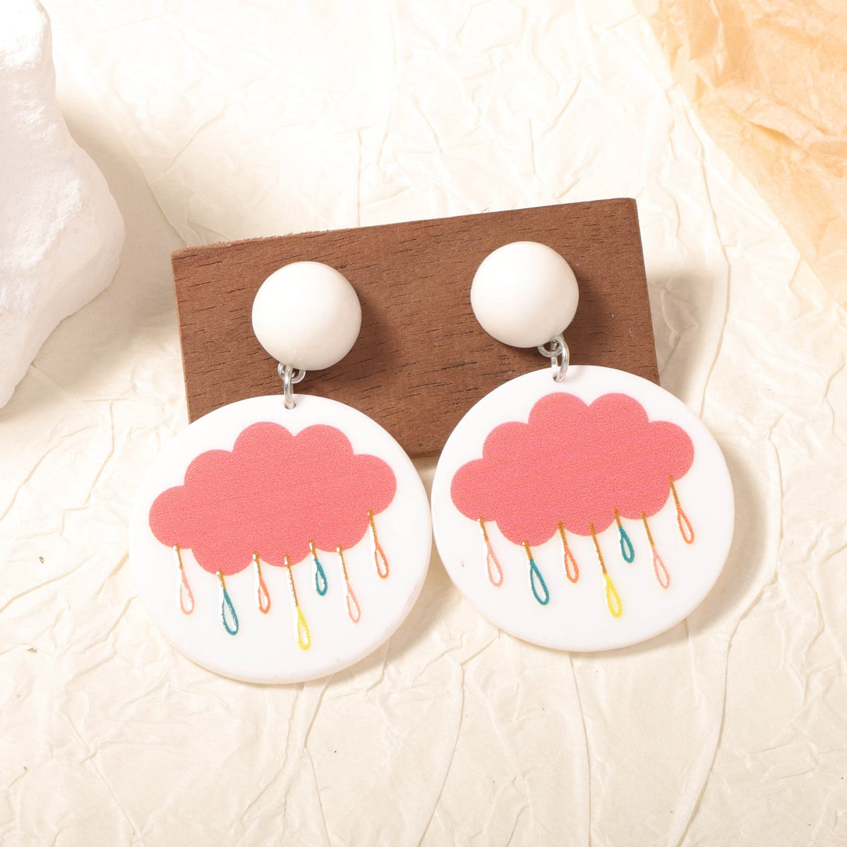 Charming Earring for Any Occasion