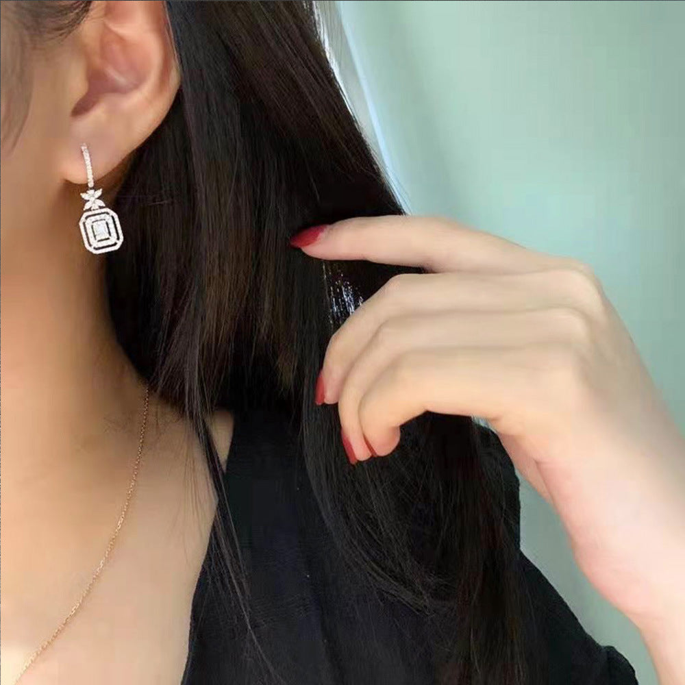 Romantic Earring for Special Moments