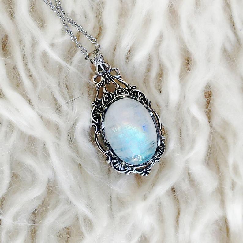 Romantic Necklace for Special Moments