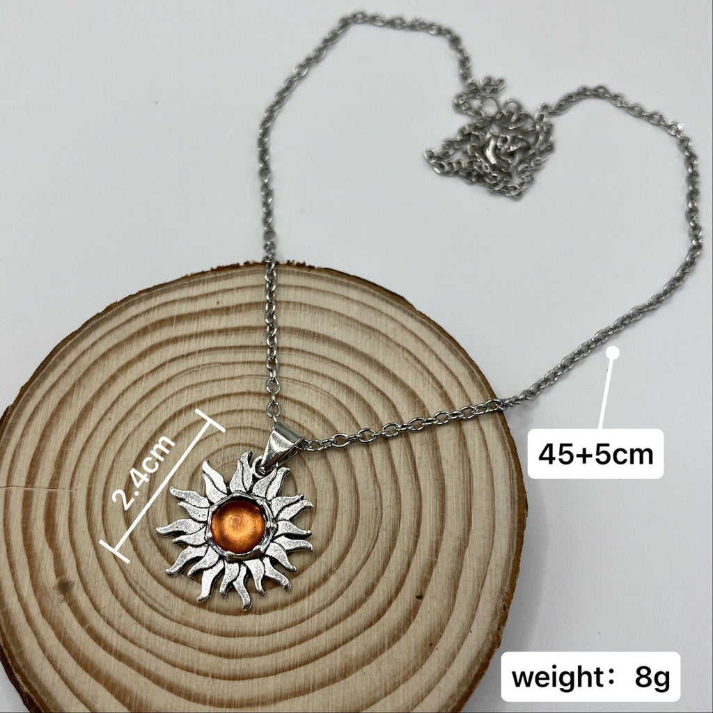 Stunning Necklace for Daily Wear