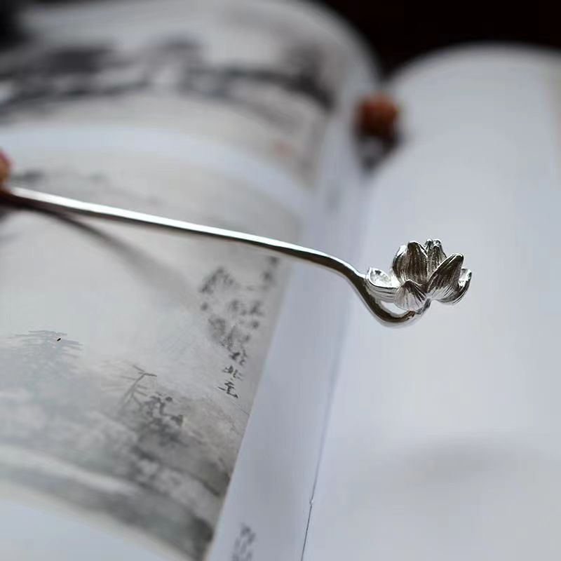 Stunning Silver Piece for Daily Wear