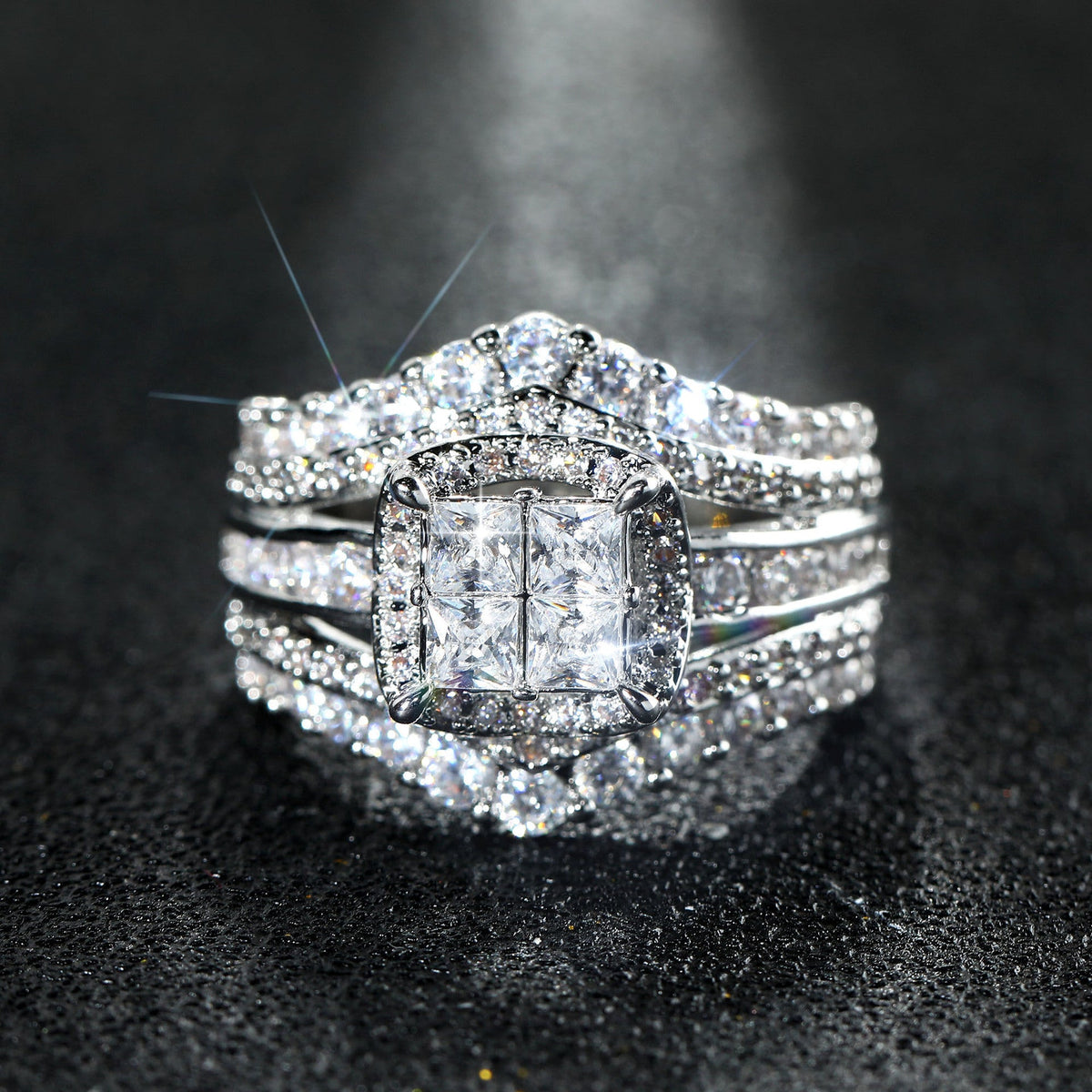 Beautiful Piece with Unique Style