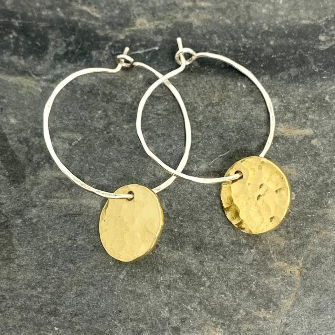 Charming Earring for Any Occasion