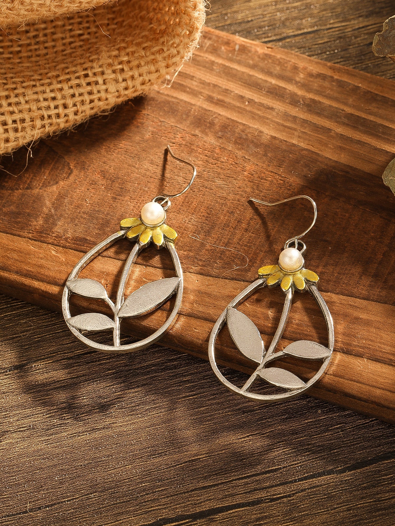 Stunning Earring for Daily Wear