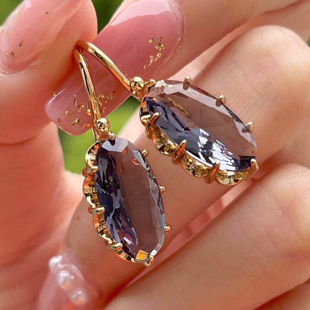 Romantic Earring for Special Moments