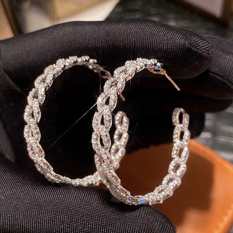 Stunning Earring for Daily Wear