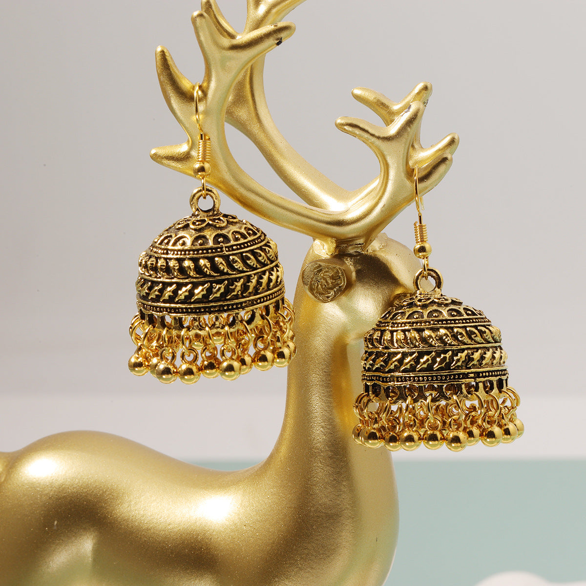 Charming Earring for Any Occasion