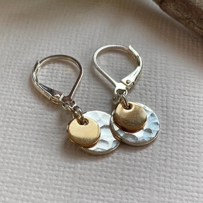 Stunning Gold Earring for Daily Wear