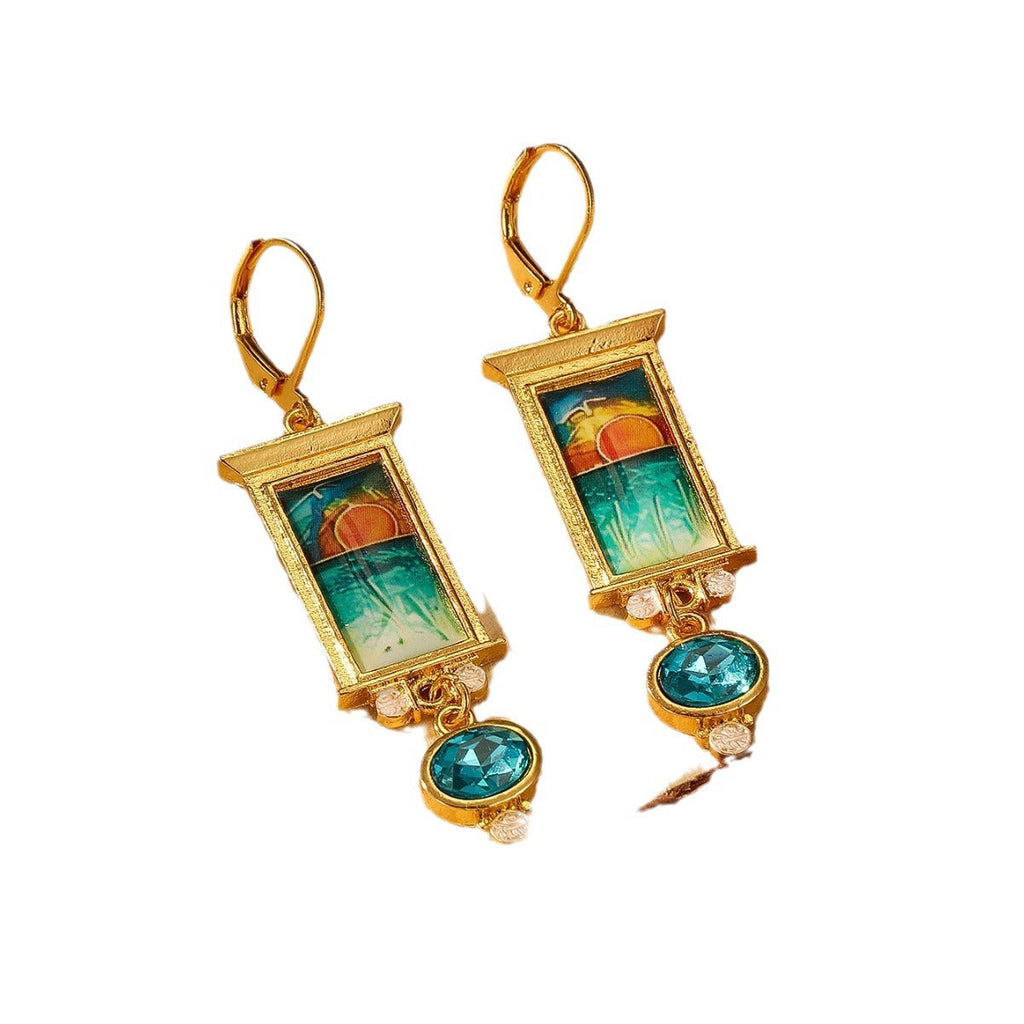 Classic Earring with Timeless Appeal