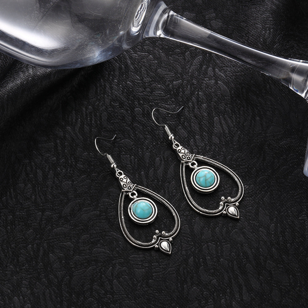 Classic Earring with Timeless Appeal