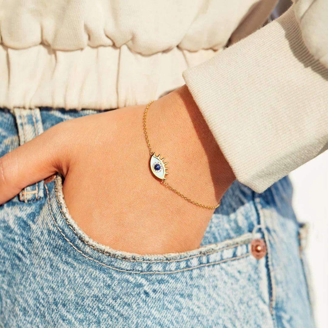 Beautiful Bracelet with Unique Style