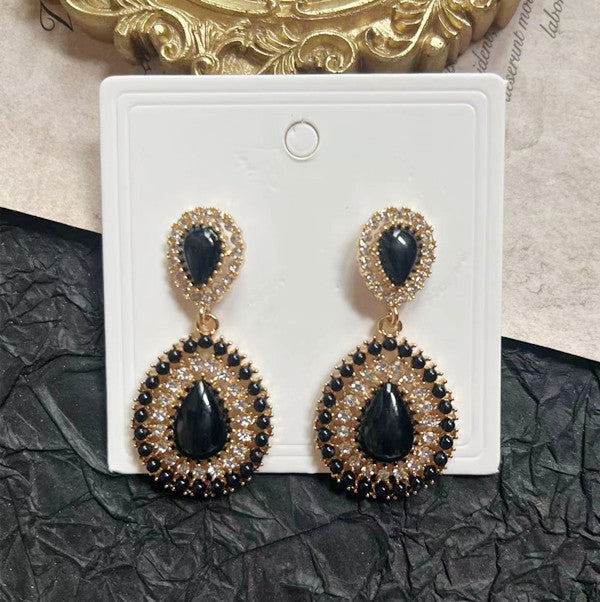 Classic Earring with Timeless Appeal