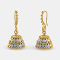 Classic Gold Earring with Timeless Appeal