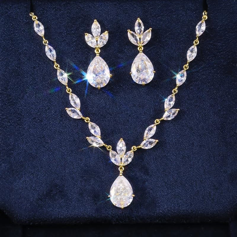 Charming Piece for Any Occasion