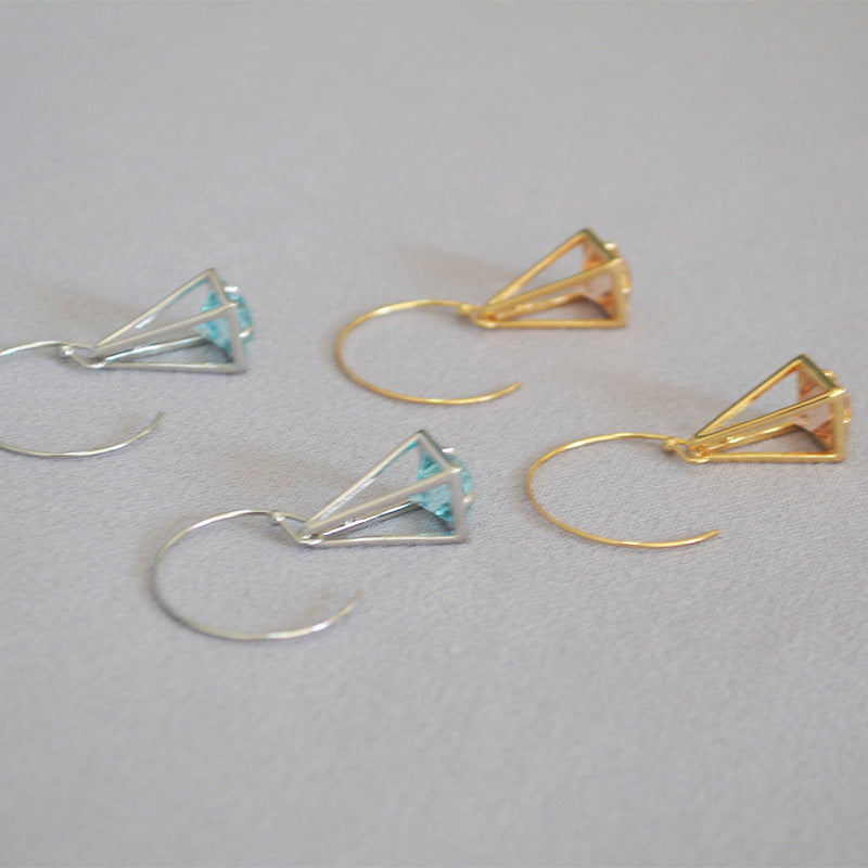 Stunning Gold Earring for Daily Wear