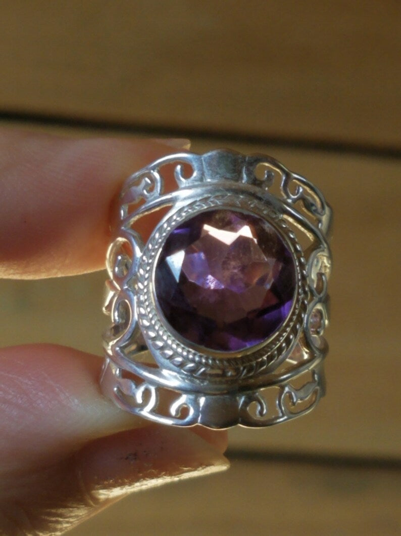 Delicate Artisan Ring