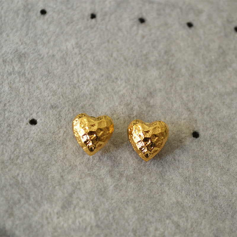 Charming Silver Earring for Any Occasion