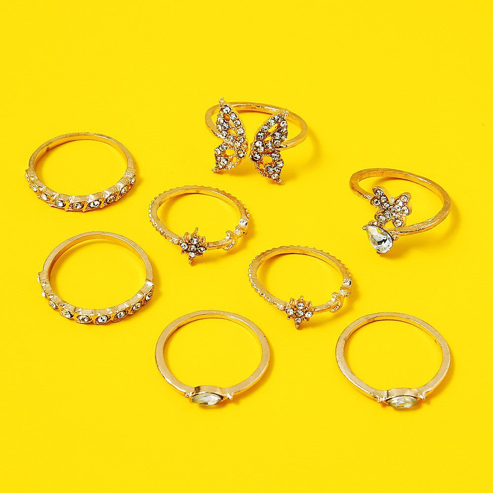 Beautiful Set with Unique Style