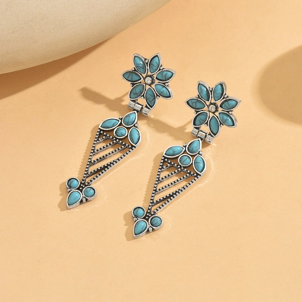 Vintage Handmade Earring