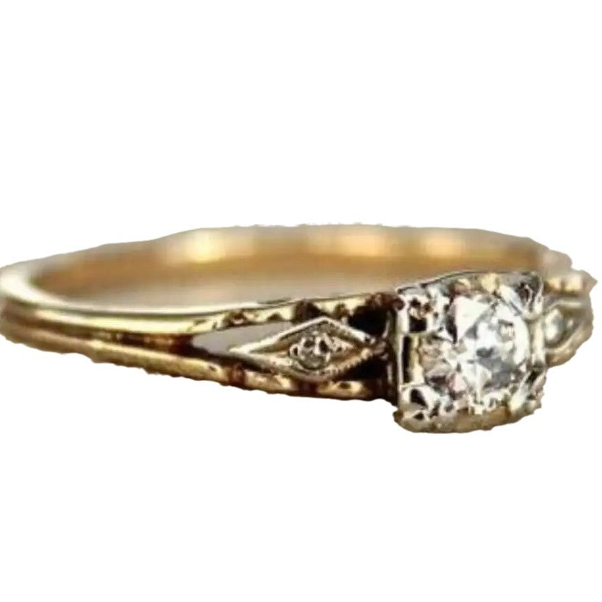 Romantic Gold Ring for Special Moments