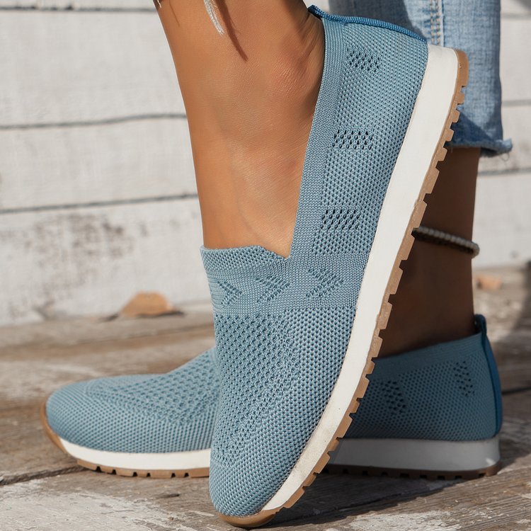 Classic Orthopedic Sneakers with Timeless Style