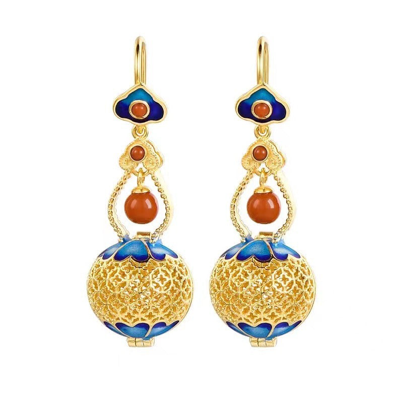 Stunning Gold Earring for Daily Wear