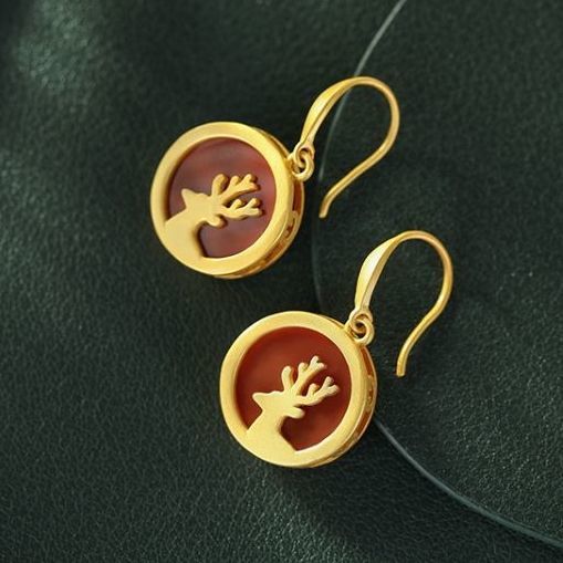 Classic Earring with Timeless Appeal