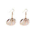 Beautiful Gold Earring with Unique Style
