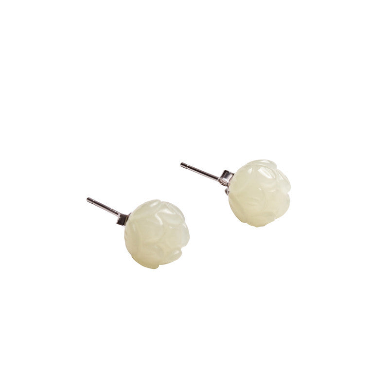 Classic Silver Earring with Timeless Appeal