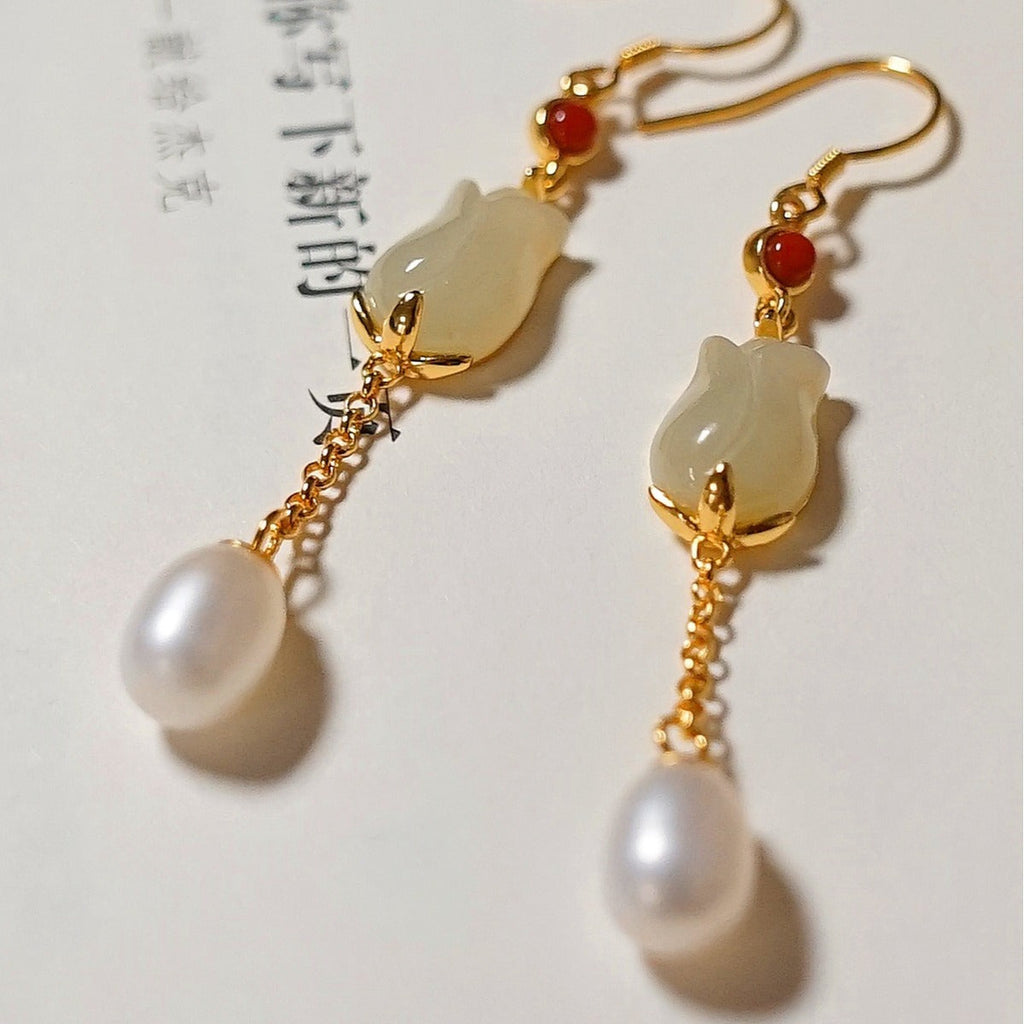 Stunning Gold Earring for Daily Wear
