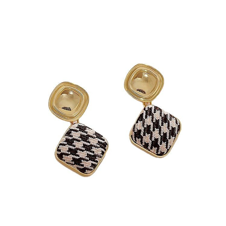 Beautiful Earring with Unique Style
