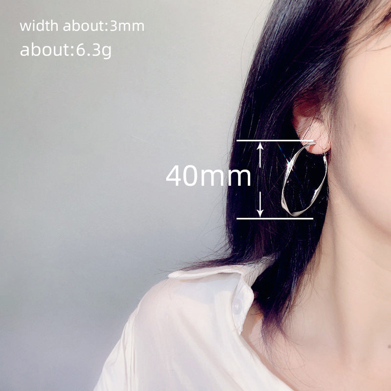 Romantic Earring for Special Moments
