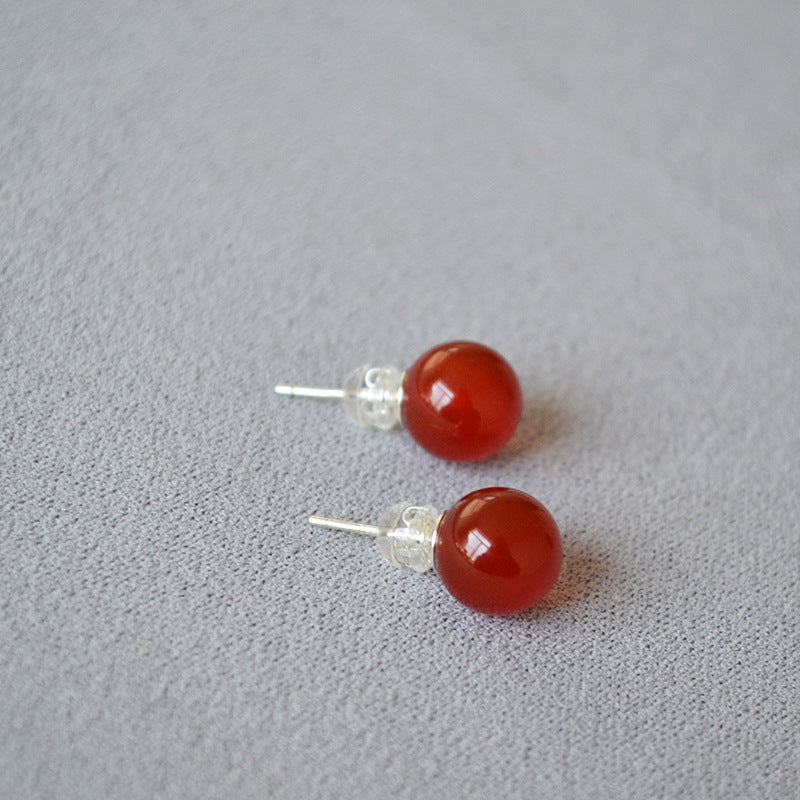 Charming Silver Earring for Any Occasion
