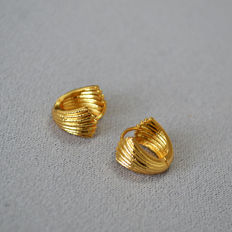 Delicate Artisan Gold Earring